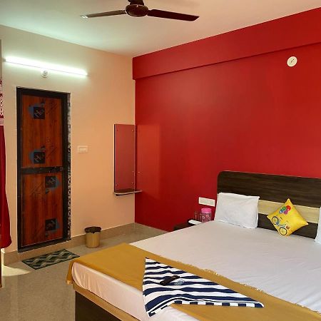 Radhika Beach Resort- Vidi Group Puri Εξωτερικό φωτογραφία